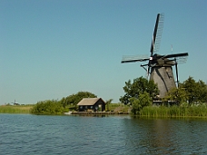 DSC00428 Kinderdijk Windmill And House
